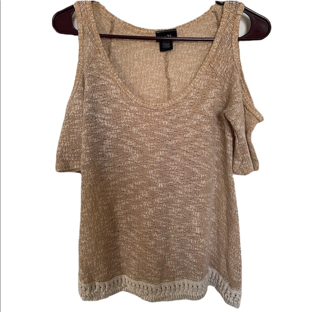 Cold Shoulder Tee with Fringe Hem Line